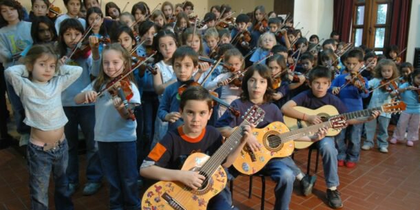 Piccoli musicisti dell'associazione Insieme Musica